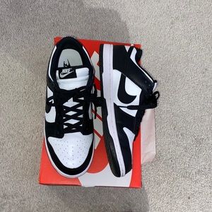 Nike Low Dunk women’s 10